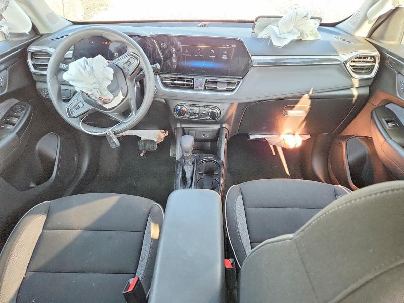 2025 CHEVROLET TRAILBLAZER LS 8