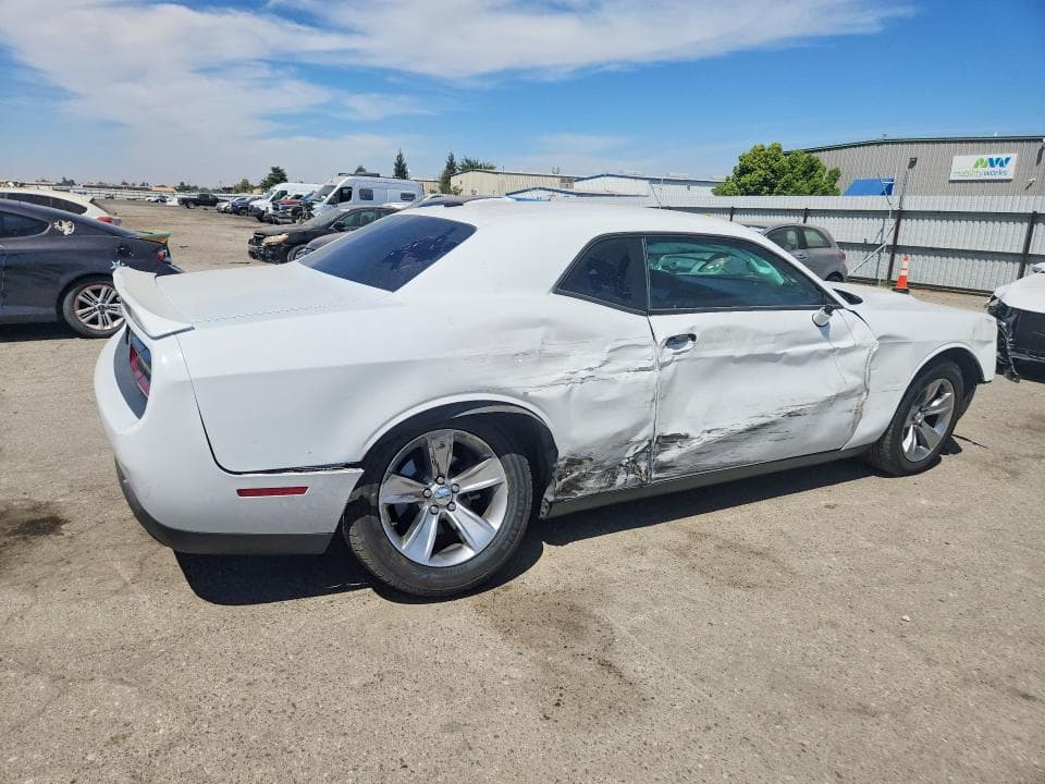 2020 DODGE CHALLENGER SXT 3