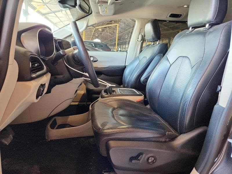 2022 CHRYSLER PACIFICA TOURING L 7