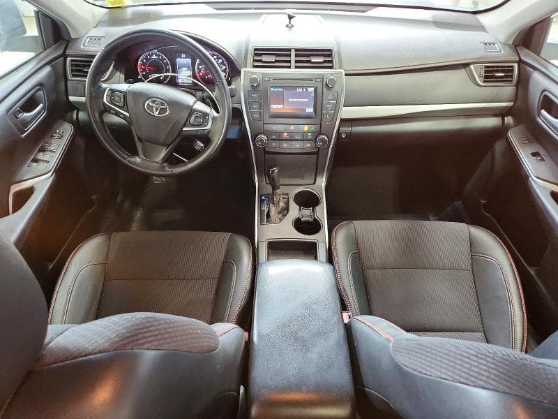 2017 TOYOTA CAMRY SE 8