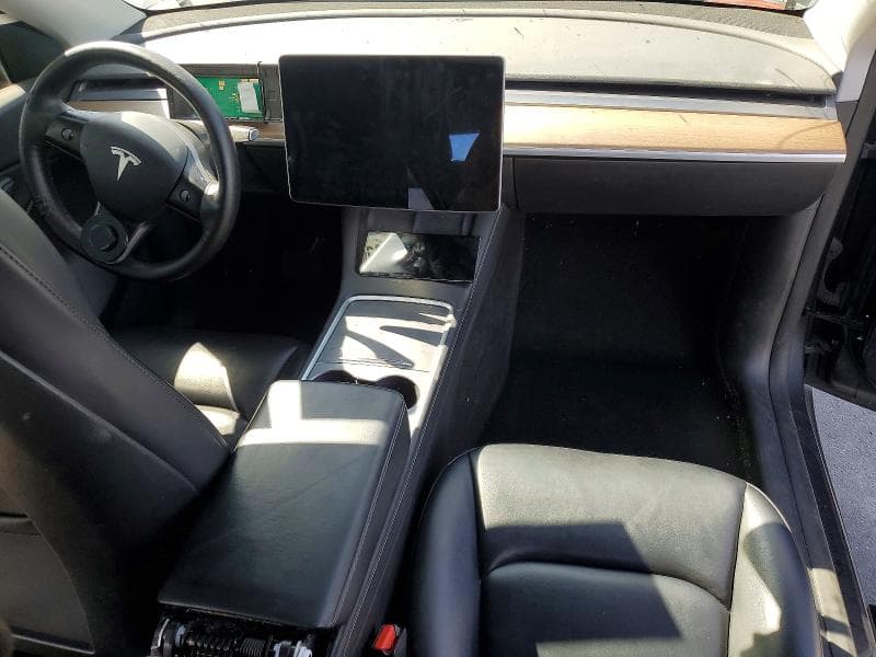 2021 TESLA MODEL Y 8