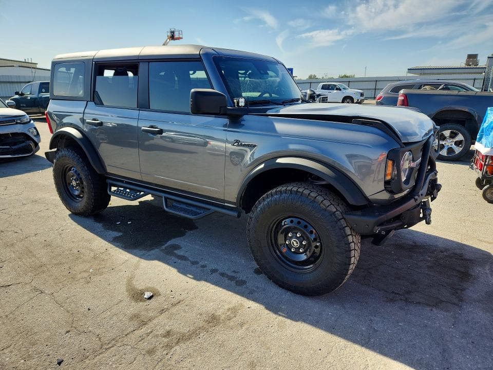 2022 FORD BRONCO BASE 4