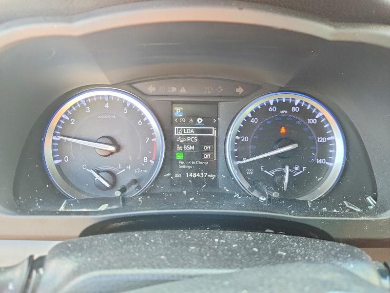 2019 TOYOTA HIGHLANDER XLE 9