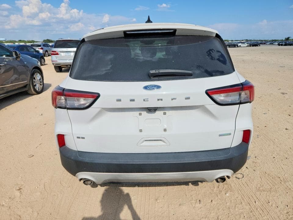 2020 FORD ESCAPE SE 6