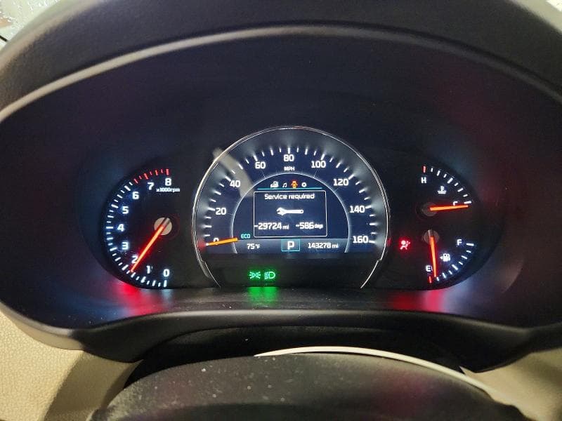 2018 KIA SORENTO LX V6 9