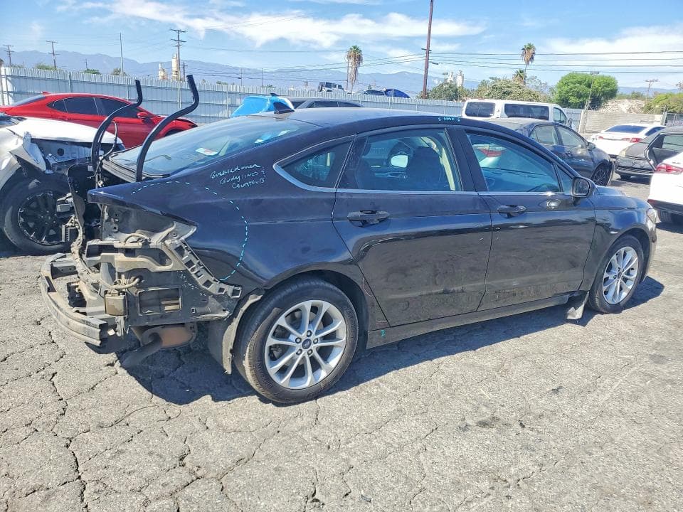 2020 FORD FUSION SE 3