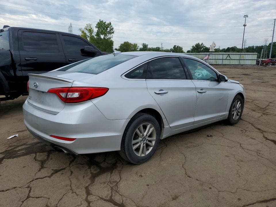 2017 HYUNDAI SONATA SE 3