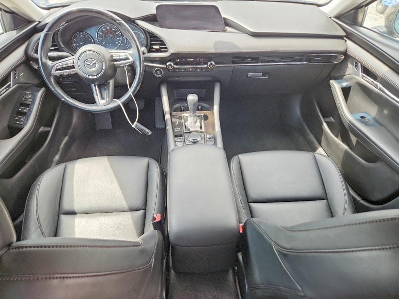 2021 MAZDA 3 8
