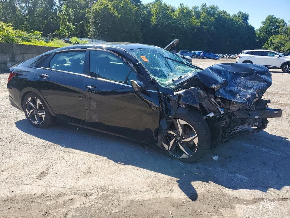 2021 HYUNDAI ELANTRA LIMITED 4