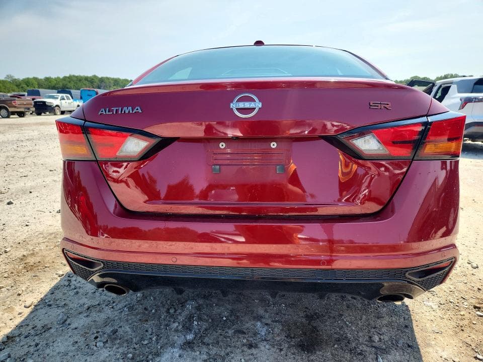 2024 NISSAN ALTIMA SR 6