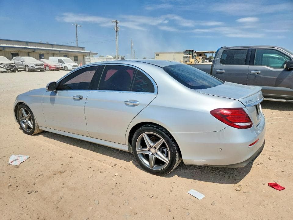 2017 MERCEDES-BENZ E 300 2