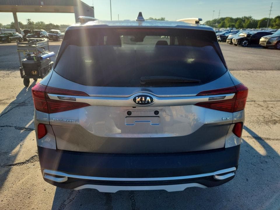 2021 KIA SELTOS EX 6