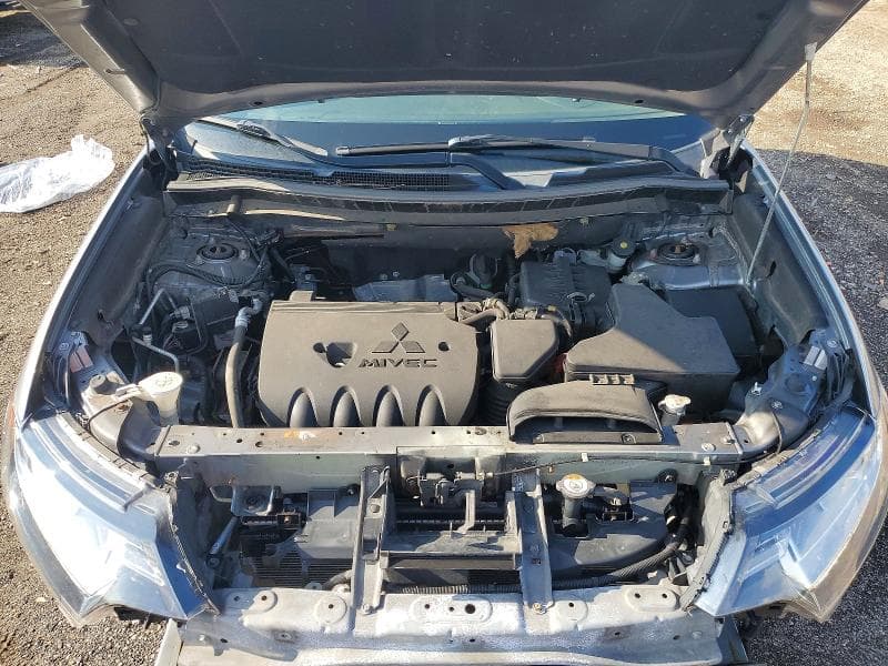 2018 MITSUBISHI OUTLANDER SE 12