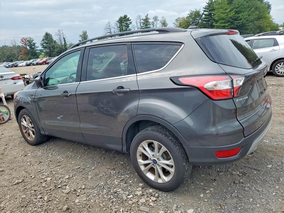 2018 FORD ESCAPE SE 2