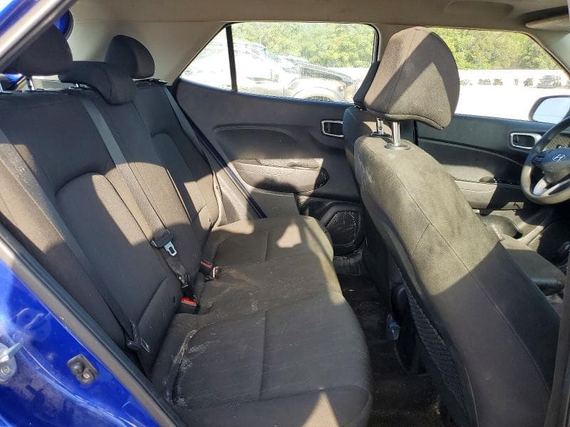 2021 HYUNDAI VENUE SE 10