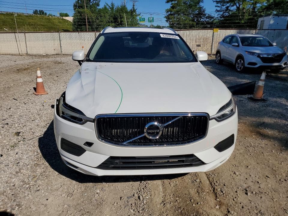 2020 VOLVO XC60 T6 MOMENTUM 5