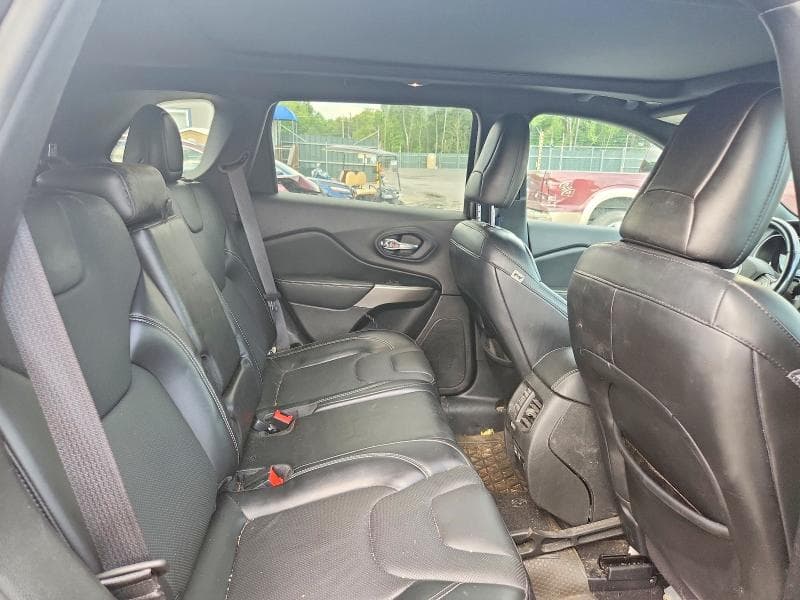 2021 JEEP CHEROKEE LATITUDE LUX 11