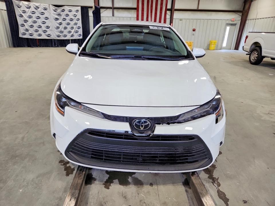 2025 TOYOTA COROLLA LE 5
