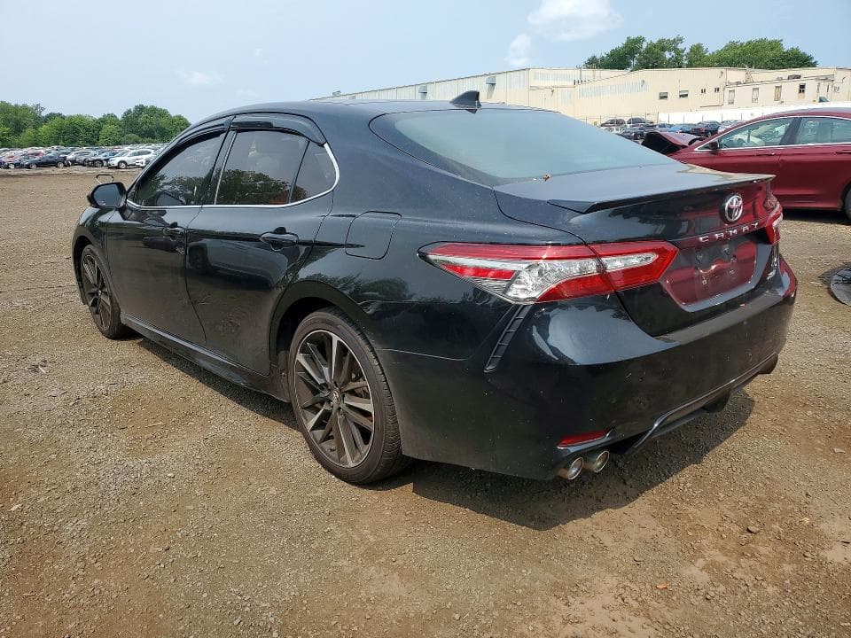 2019 TOYOTA CAMRY XSE 2