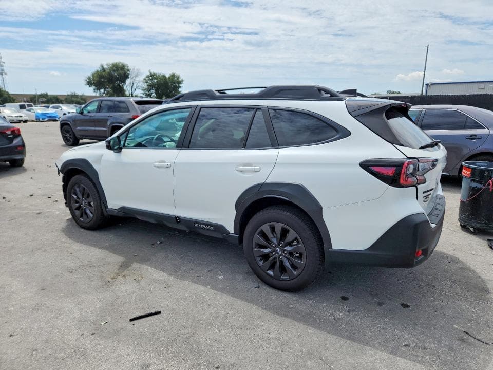 2025 SUBARU OUTBACK ONYX EDITION 2