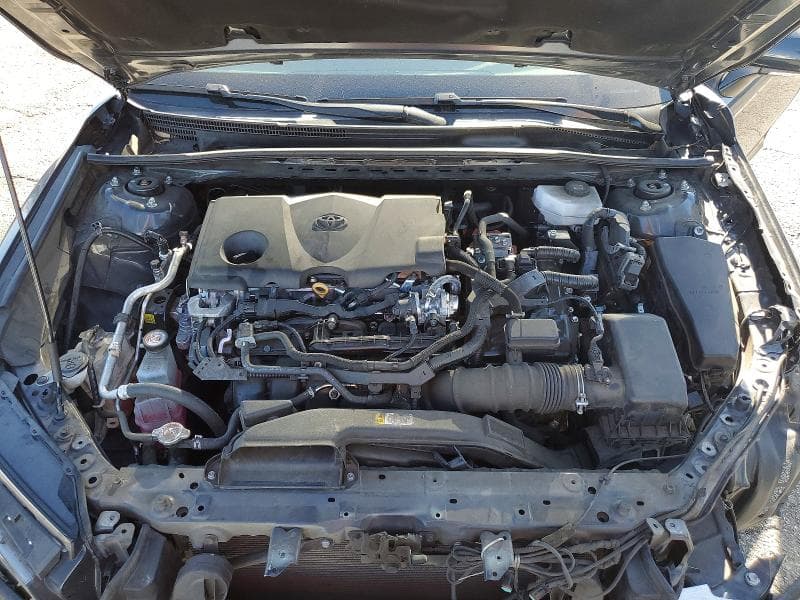 2025 TOYOTA CAMRY XLE 11