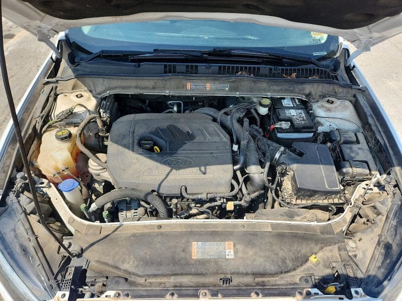 2017 FORD FUSION SE 11