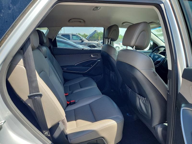2019 HYUNDAI SANTA FE XL SE 11