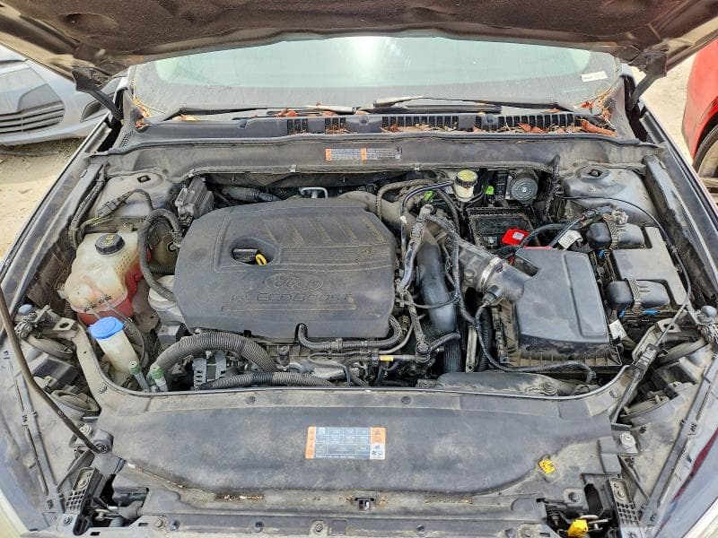 2017 FORD FUSION SE 11