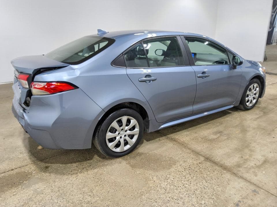 2023 TOYOTA COROLLA LE 3
