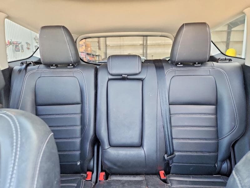 2019 FORD ESCAPE SEL 10