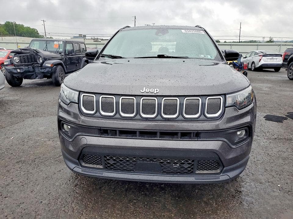 2022 JEEP COMPASS LATITUDE LUX 5
