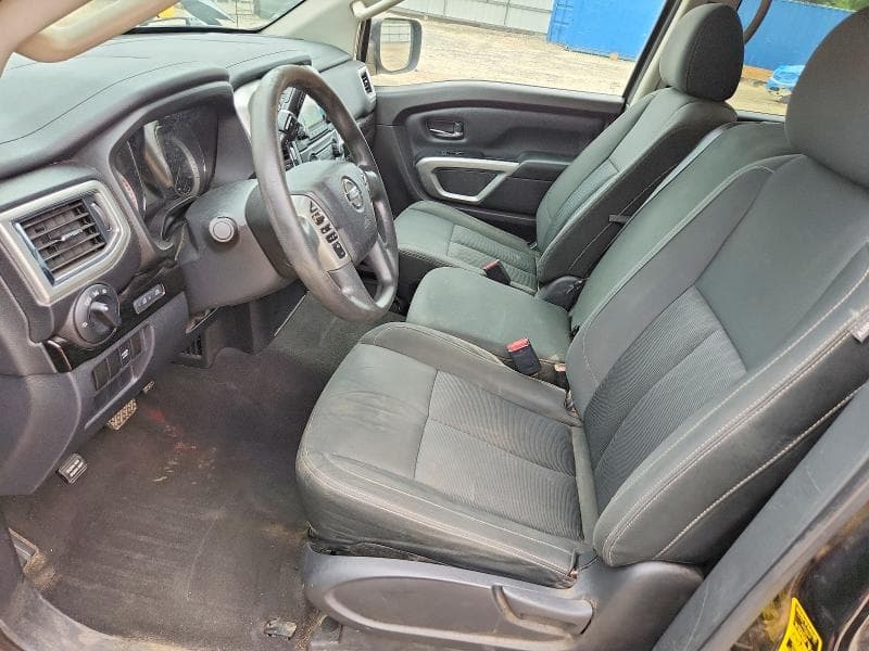 2017 NISSAN TITAN S 7