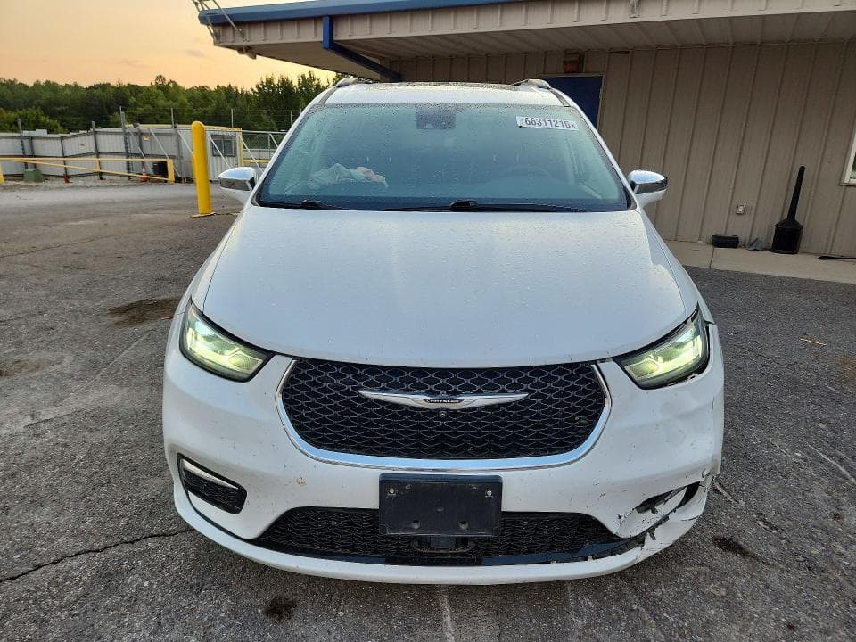 2022 CHRYSLER PACIFICA LIMITED 5
