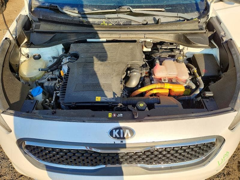 2017 KIA NIRO FE 11