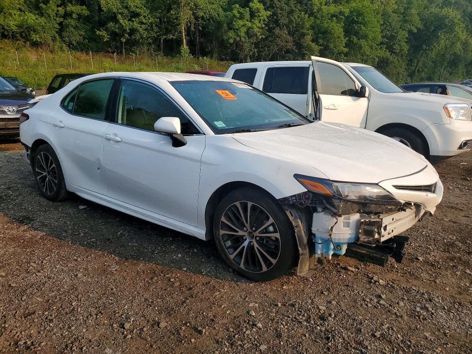 2024 TOYOTA CAMRY SE 4