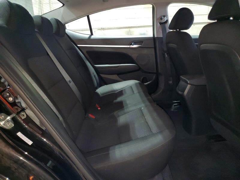 2020 HYUNDAI ELANTRA SEL 10