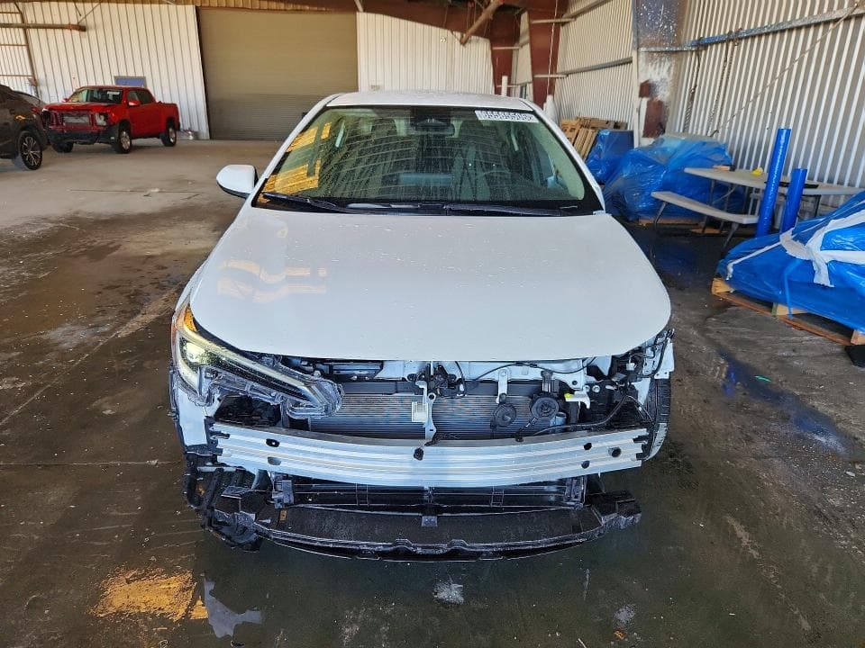 2025 TOYOTA COROLLA 5