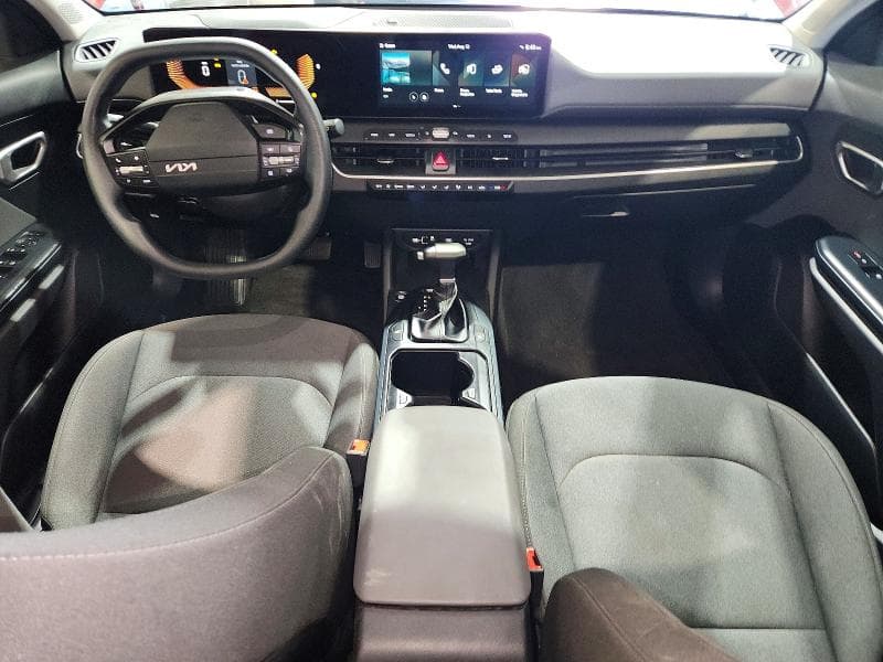 2025 KIA K4 LXS 8
