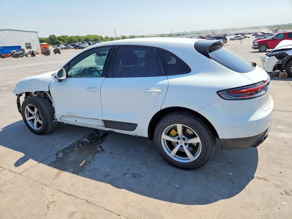 2020 PORSCHE MACAN 2