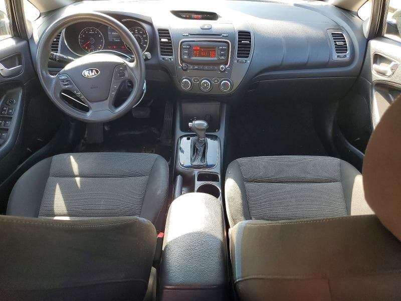 2017 KIA FORTE LX 8