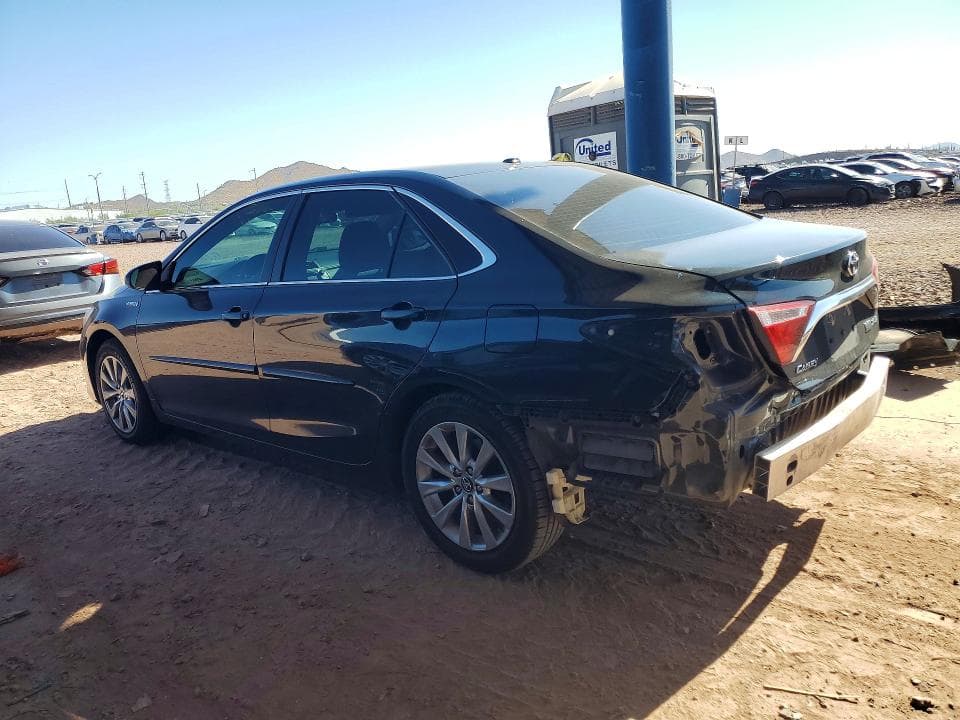 2017 TOYOTA CAMRY HYBRID XLE 2