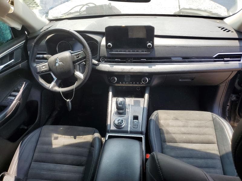 2022 MITSUBISHI OUTLANDER SE 8