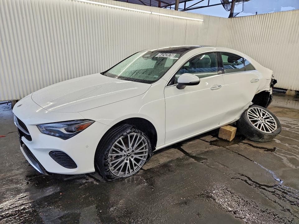 2025 MERCEDES-BENZ CLA 250 - 1