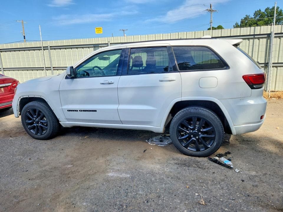 2019 JEEP GRAND CHEROKEE LAREDO 2