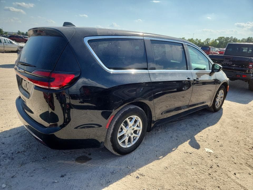 2026 CHRYSLER PACIFICA SELECT 3