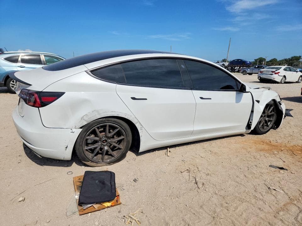 2023 TESLA MODEL 3 3