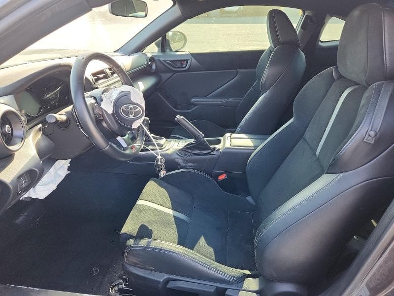 2023 TOYOTA GR 86 PREMIUM 7