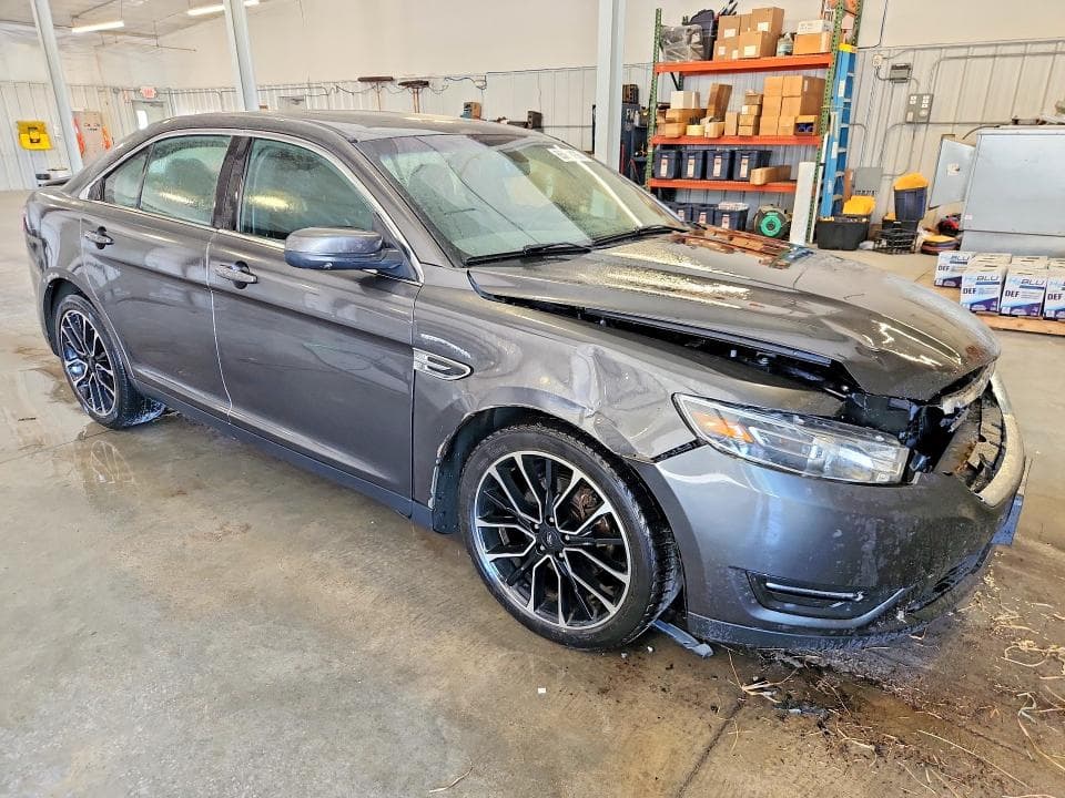 2018 FORD TAURUS SEL 4