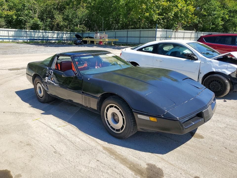 1985 CHEVROLET CORVETTE 4