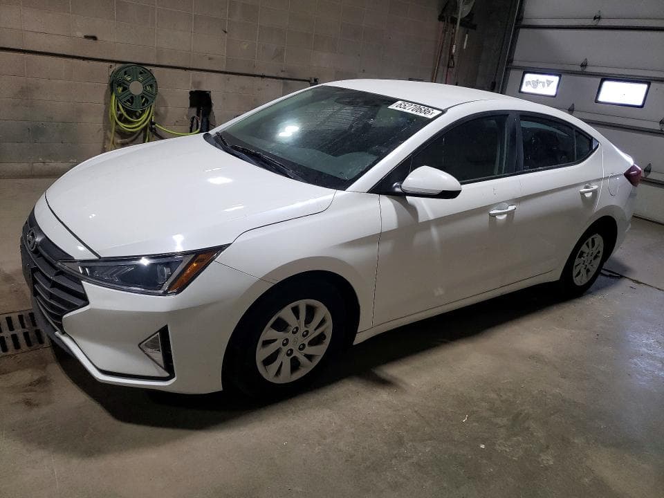 2019 HYUNDAI ELANTRA SE